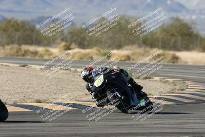 media/Dec-07-2025-CVMA (Sun) [[3e7d2de5dc]]/Race 10-Formula 40 Open/